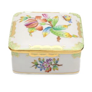 Herend Queen Victoria Square Jewelry Box, Vintage Trinket Box, Hand-painted Bonbonniere, Fine Porcelain Keepsake Container Decor.