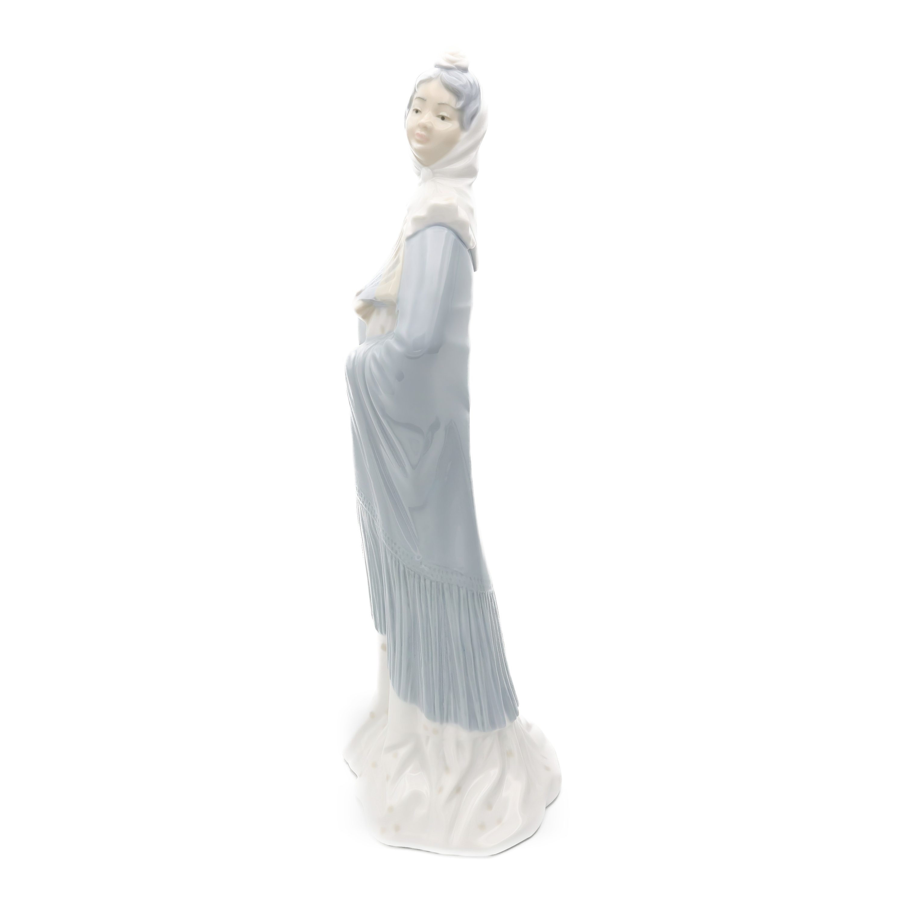 Lladro Figurine, Vintage NAO Porcelain Woman Blue Dress With Hand Fan, Traditional Dress, Madrilena, Retired, Rare Collectible Sculpture