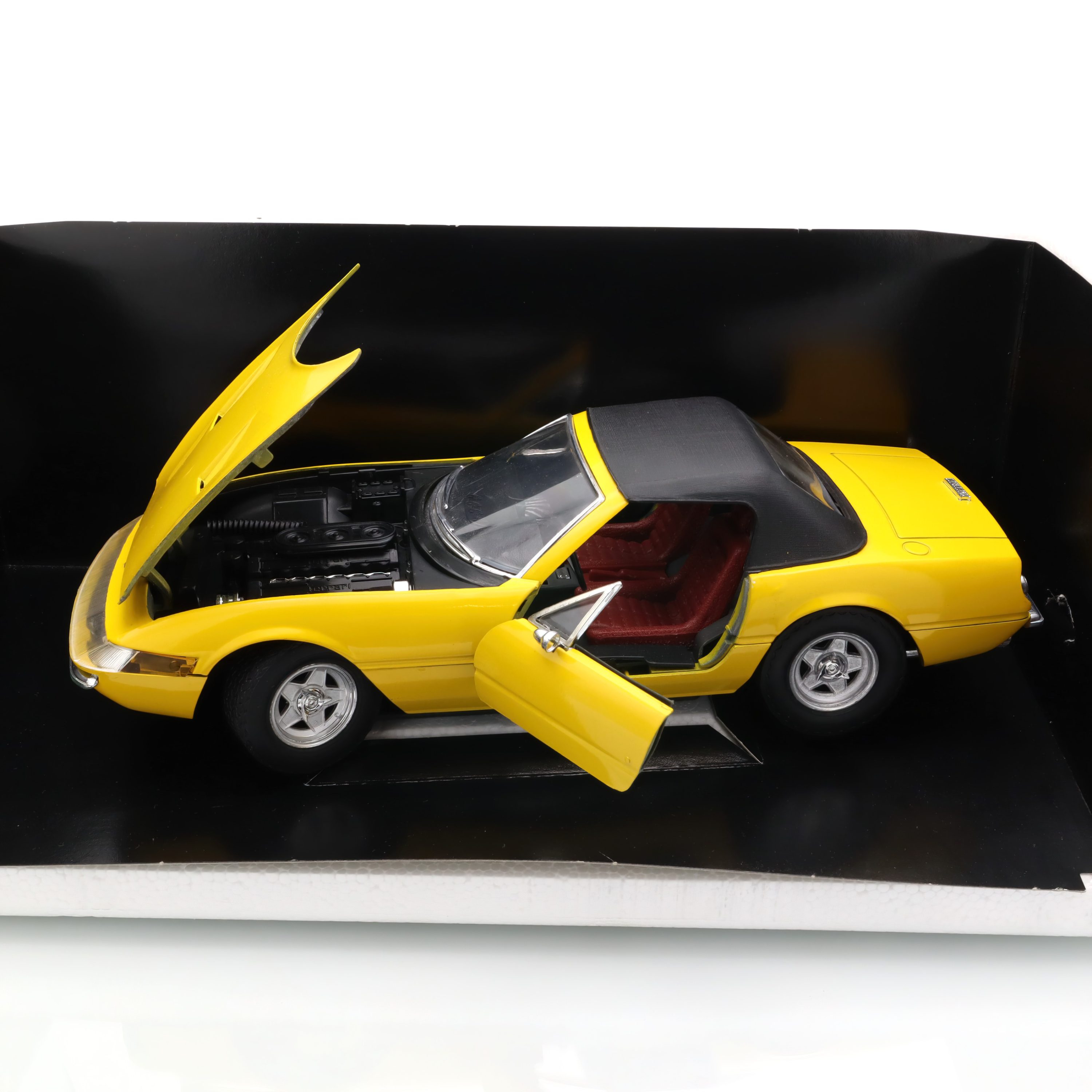Ferrari 365 GTS Prestige Solido 1 To 18 Diecast Model Car - Collectible Diecast Car - Vintage Ferrari Model - 1:18 Scale Model Car - Classic Car Enthusiast Gift - Luxury Sports Car Replica - Ferrari Diecast Collectible - Detailed Model Car For Display