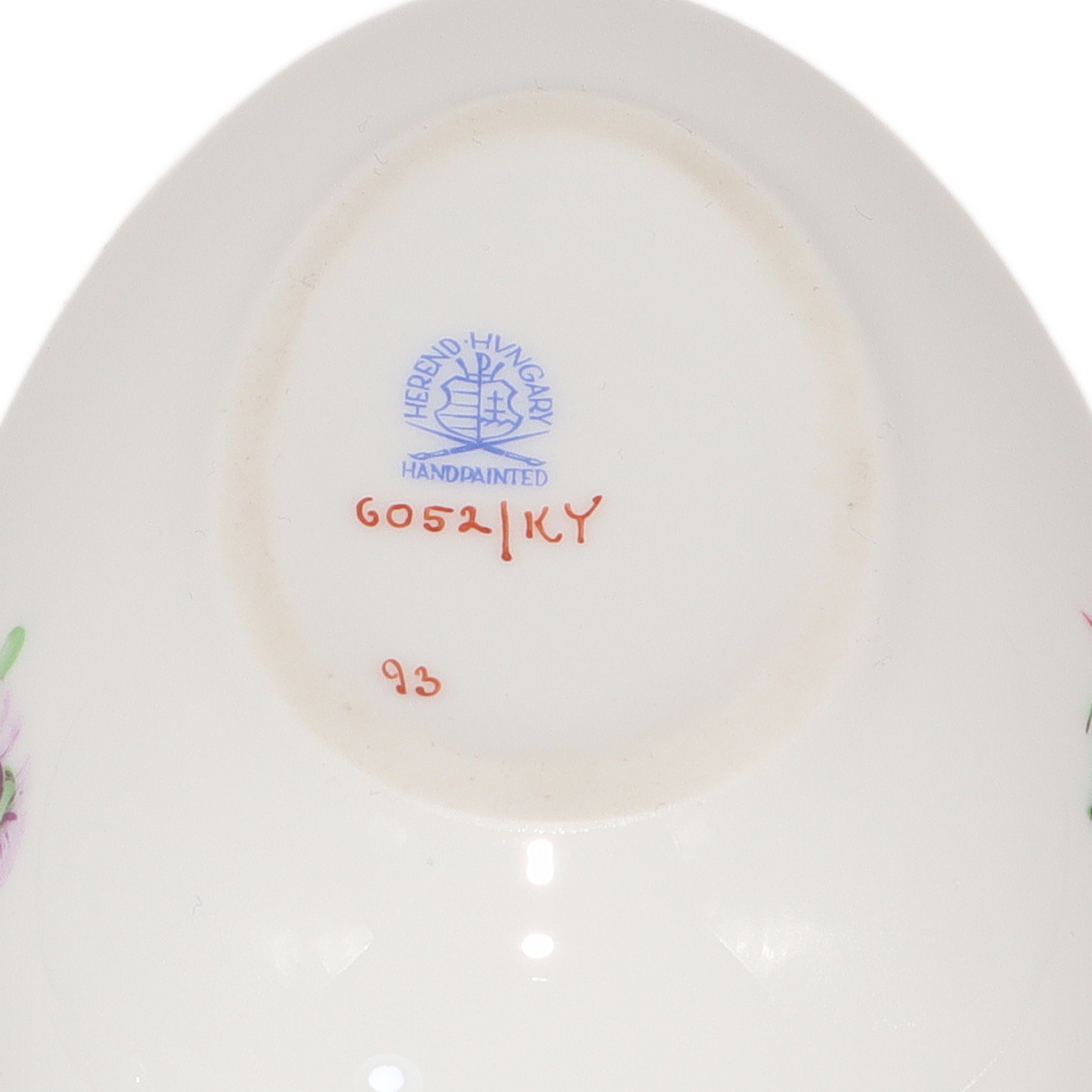 Herend Trinket Box Hand Painted Red Poppy Kitty Floral Pattern Gold Rim Base Detailed View Thumbnail for Herend Trinket Box - Red Poppy Kitty Floral Pattern - Hand Painted With Gold Rim